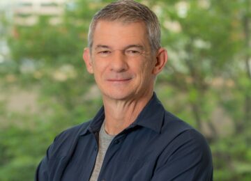 Vans President to Step Down